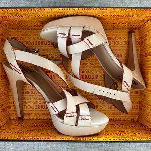 Pour La Victorie Abigail platform, 7.5